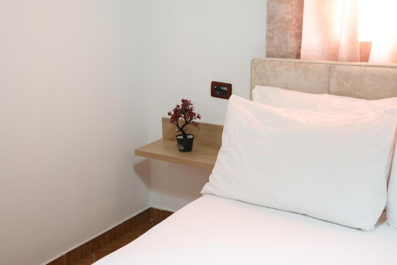 Apartments Villa Luti Stjar Ngoại thất bức ảnh