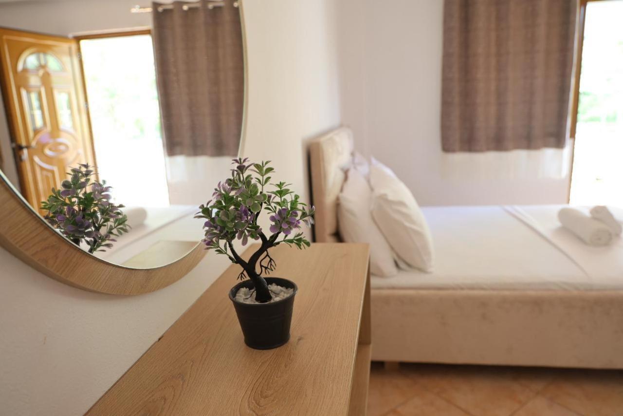 Apartments Villa Luti Stjar Ngoại thất bức ảnh